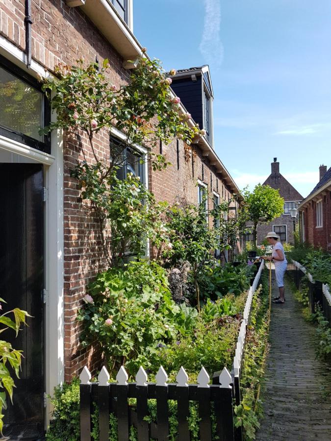 "Het Steechje" In Ie Bij Schiermonnikoog En Ameland Apartment Ee Luaran gambar